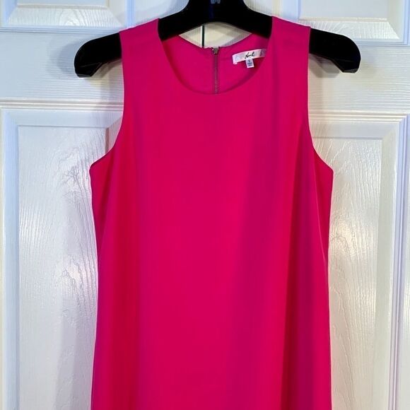 HOT PINK CREPE SHEATH LINED by NOROH SIZE SMALL - Picture 2 of 6